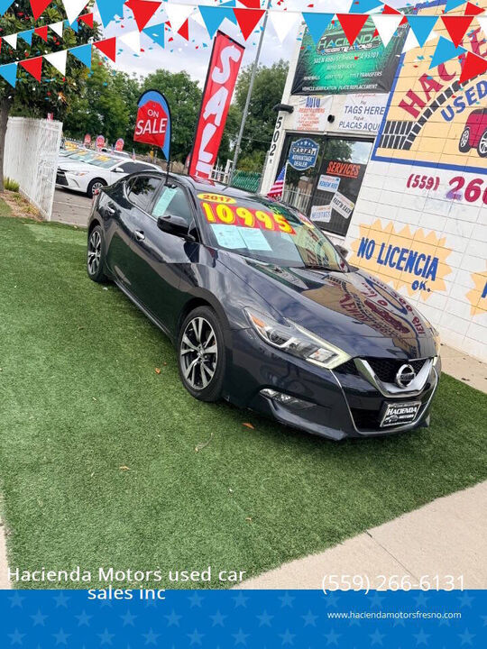 2017 NISSAN Maxima