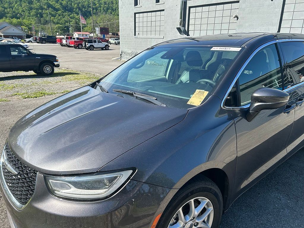 2023 CHRYSLER Pacifica