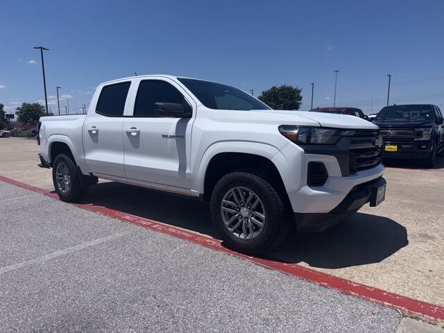 2025 CHEVROLET Colorado