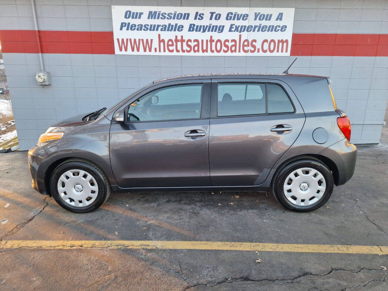 2009 TOYOTA SCION