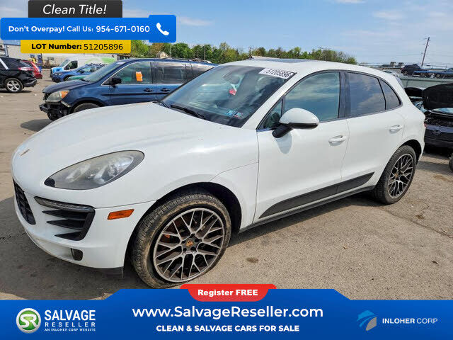 2015 PORSCHE Macan
