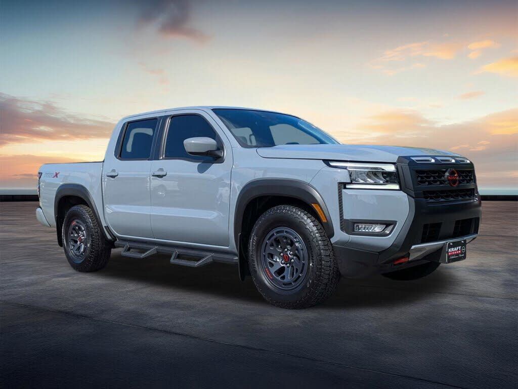 2025 NISSAN Frontier
