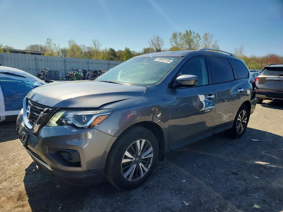 2017 NISSAN Pathfinder