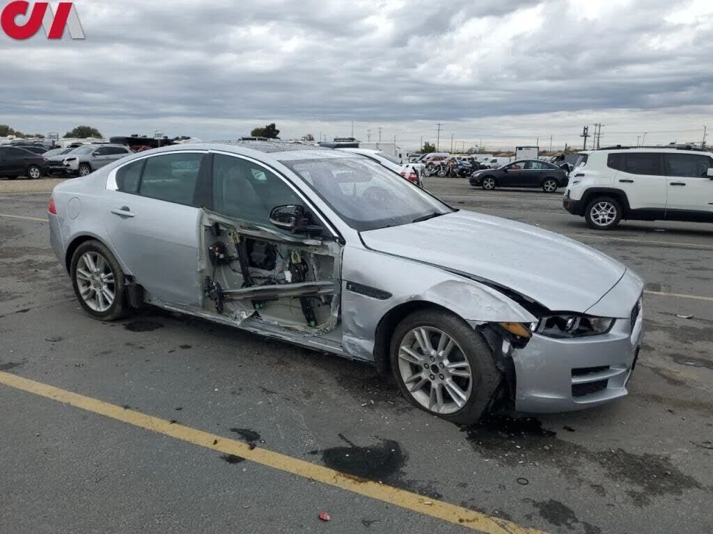 2017 JAGUAR XE