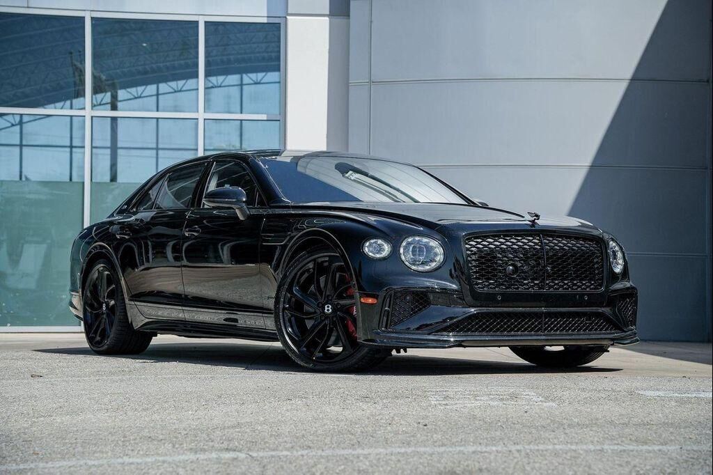 2025 BENTLEY Flying Spur