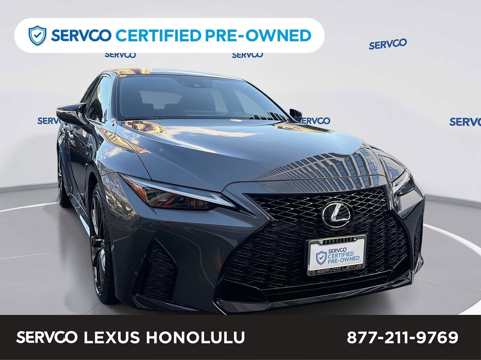 2021 LEXUS IS