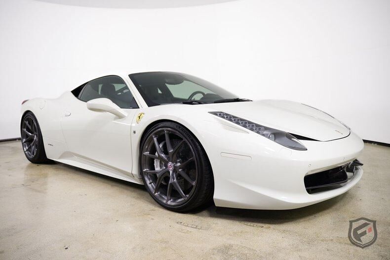 2011 FERRARI 458 Italia