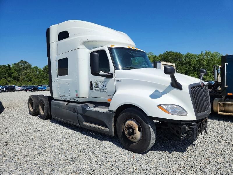 2021 INTERNATIONAL LT625