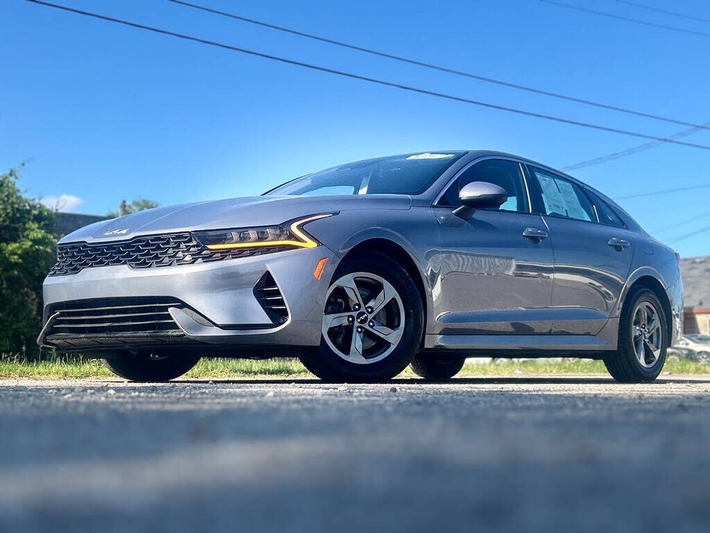 2022 KIA K5