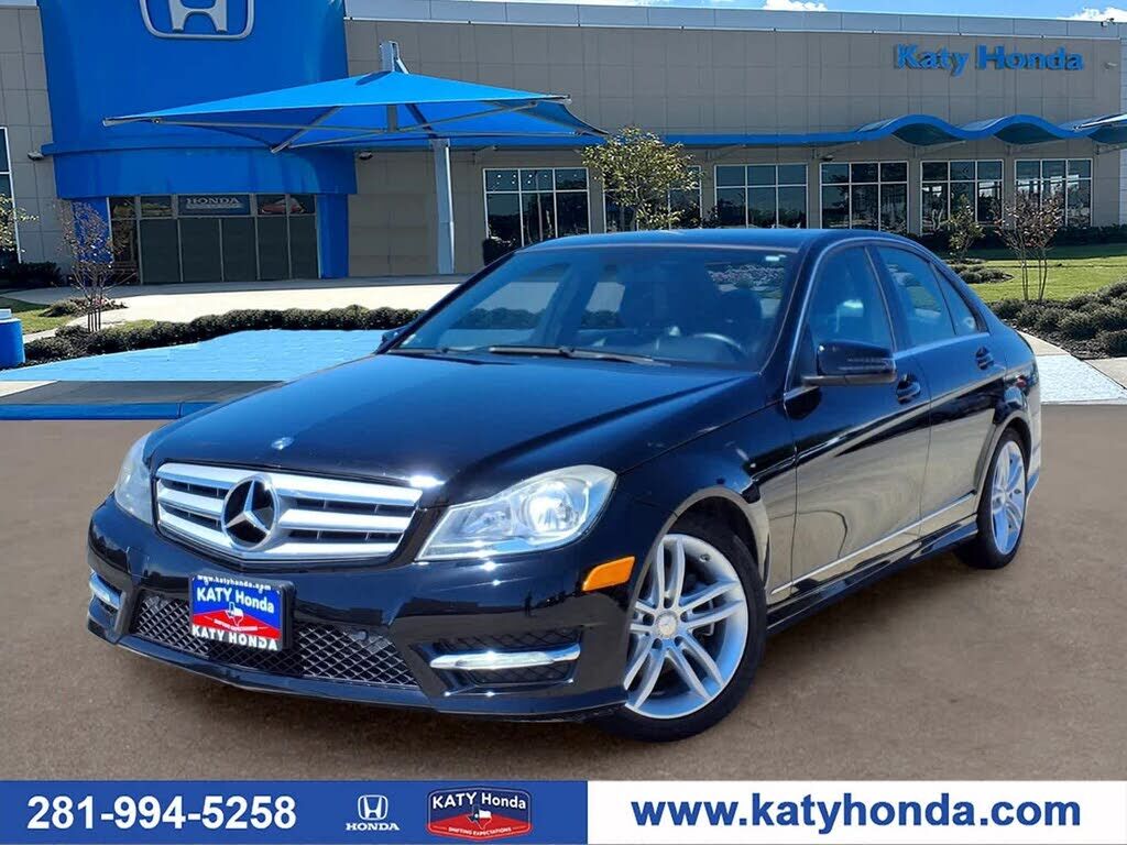 2013 MERCEDES-BENZ C-Class