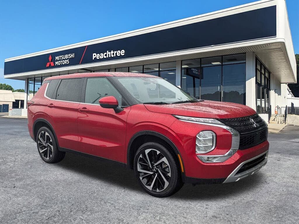 2024 MITSUBISHI Outlander