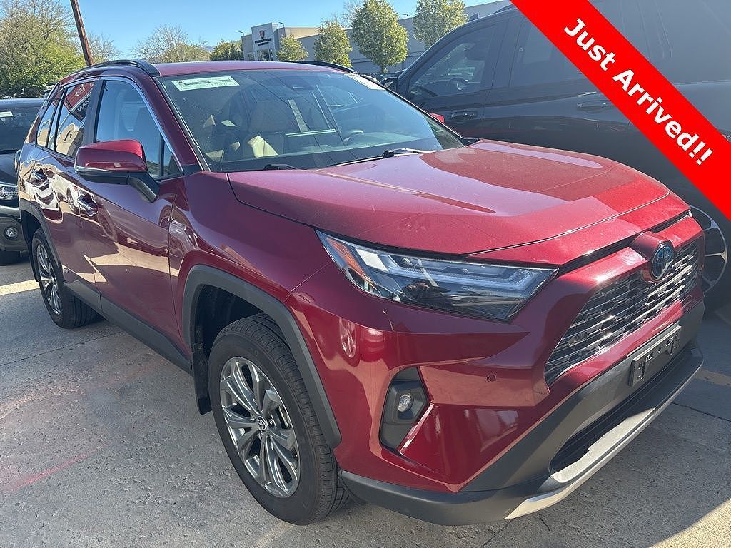 2024 TOYOTA RAV4
