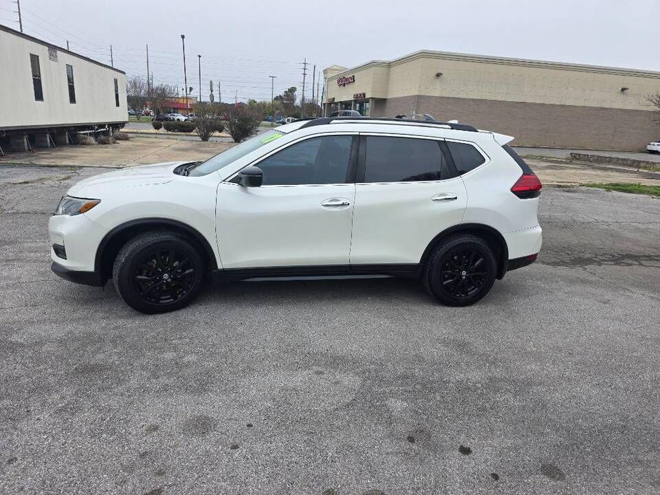 2017 NISSAN Rogue