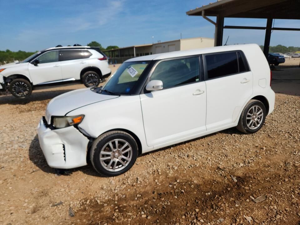 2015 TOYOTA SCION