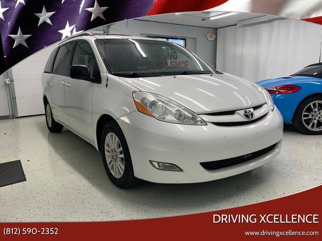 2008 TOYOTA Sienna