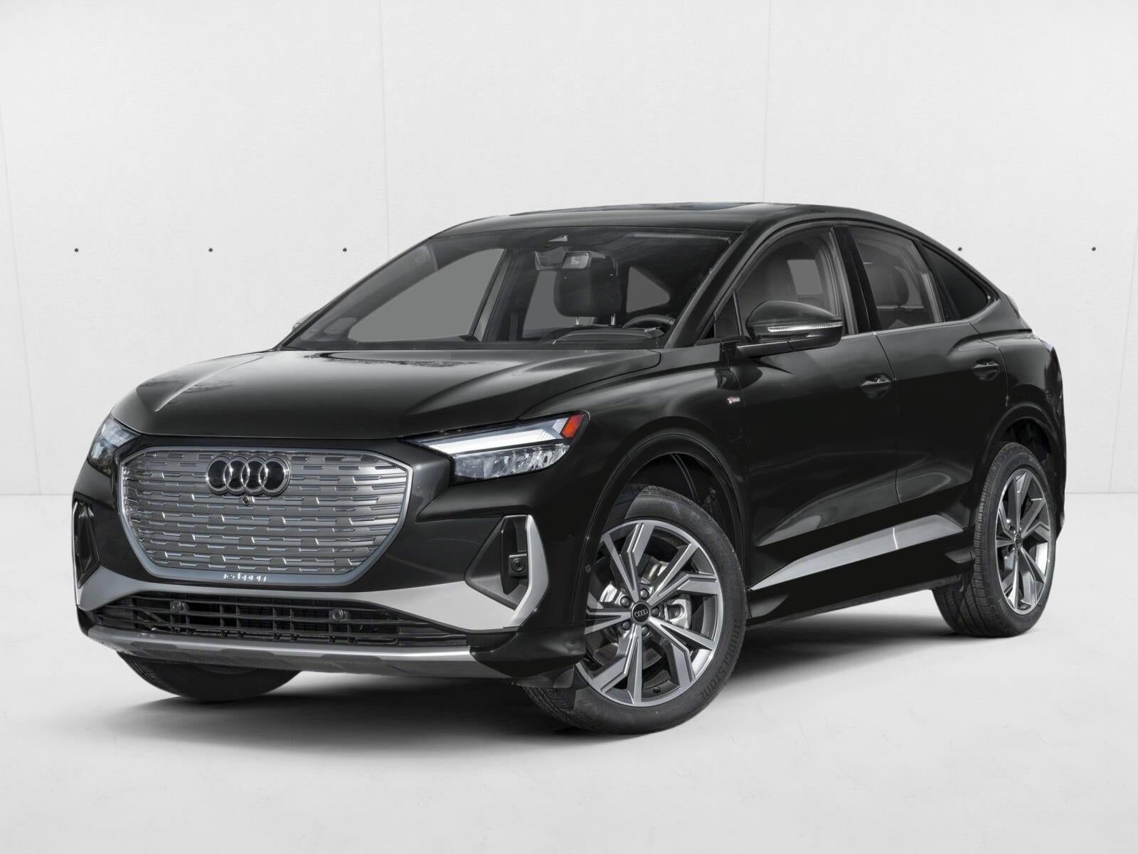 2025 AUDI Q4