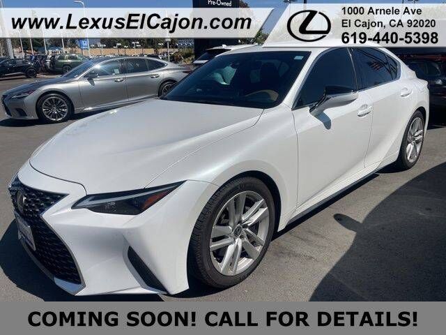 2021 LEXUS IS