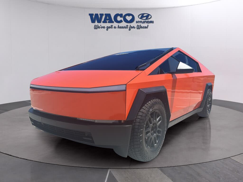 2024 TESLA Cybertruck
