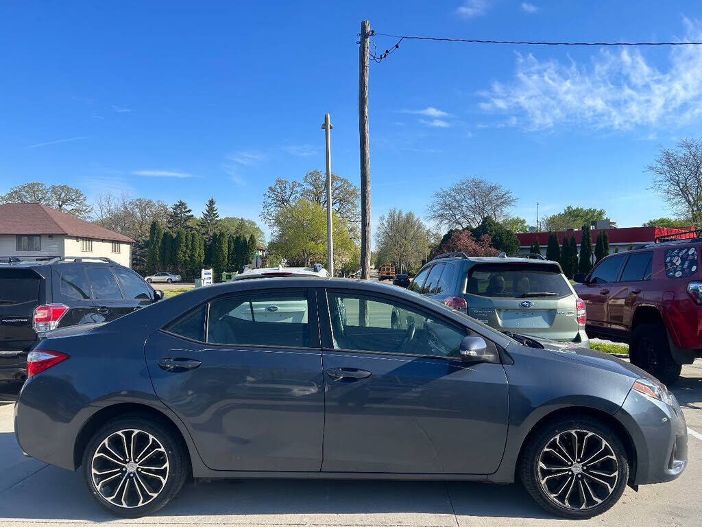 2014 TOYOTA Corolla