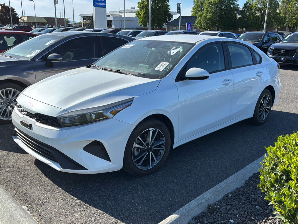 2023 KIA Forte