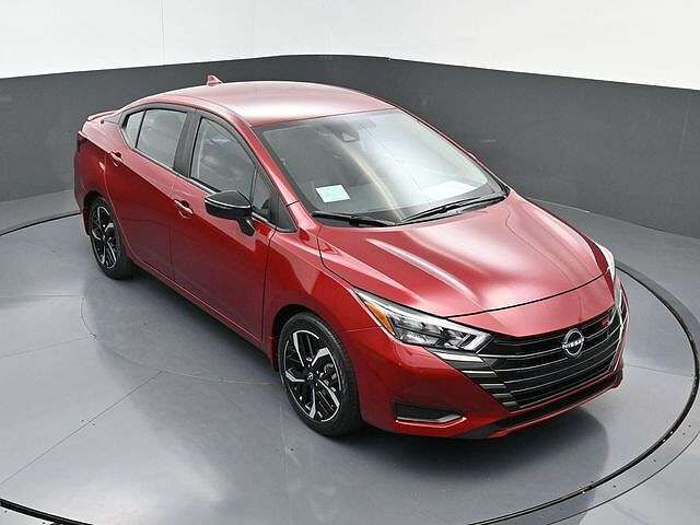 2025 NISSAN Versa