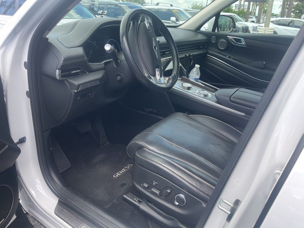 2023 GENESIS GV80