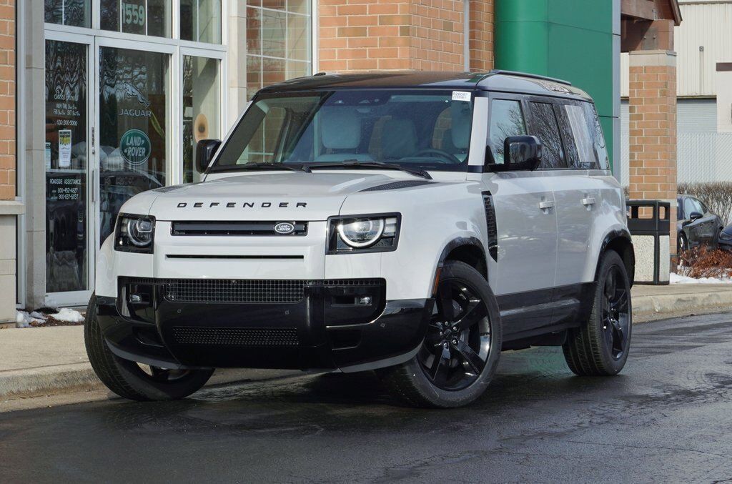 2026 LAND ROVER Defender