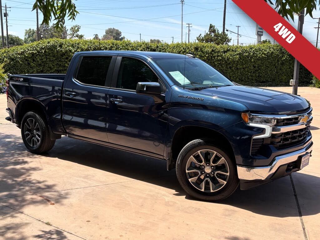 2023 CHEVROLET Silverado