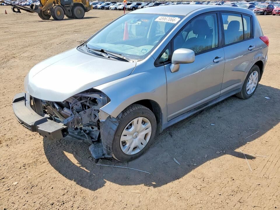 2012 NISSAN Versa