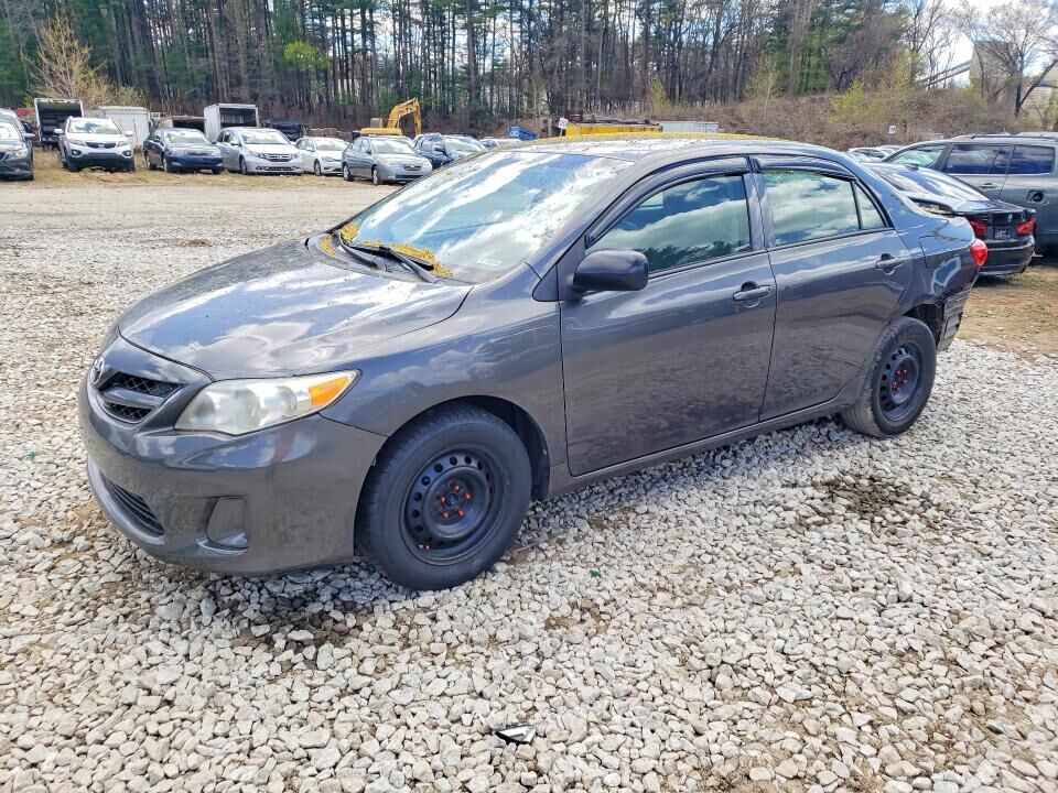 2011 TOYOTA Corolla