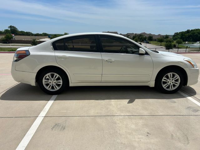2010 NISSAN Altima
