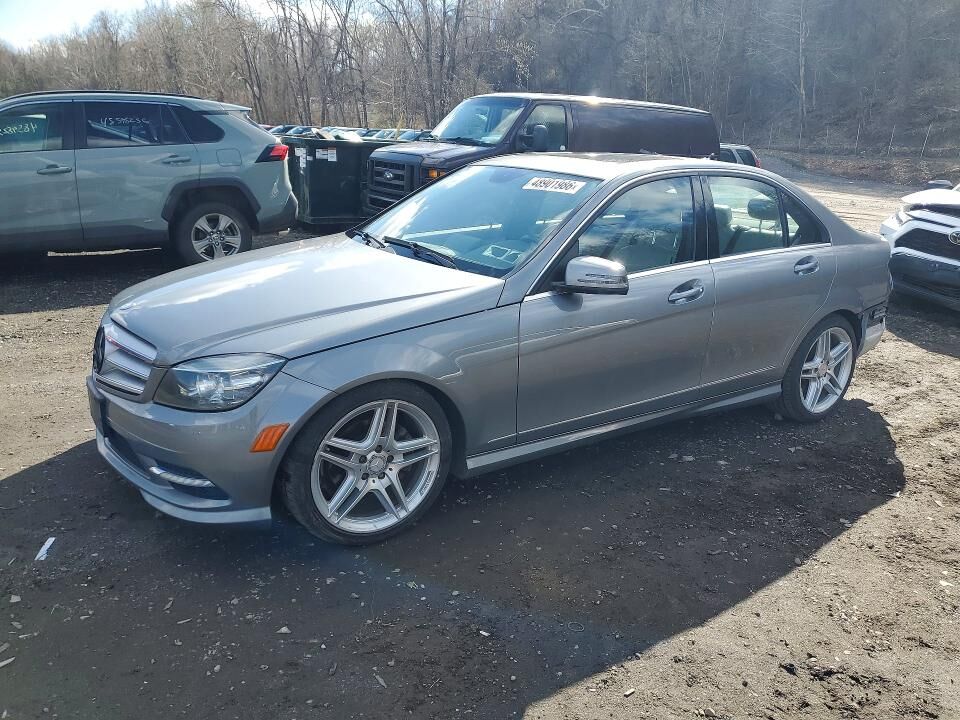 2011 MERCEDES-BENZ C-Class