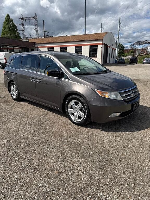 2011 HONDA Odyssey