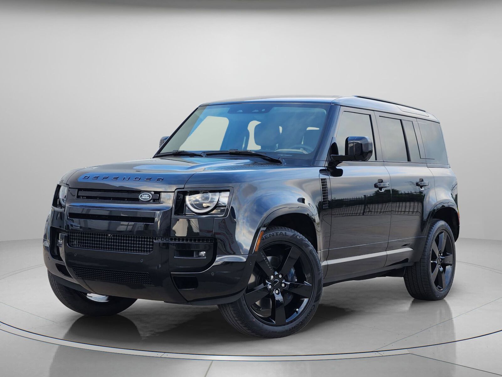 2026 LAND ROVER Defender