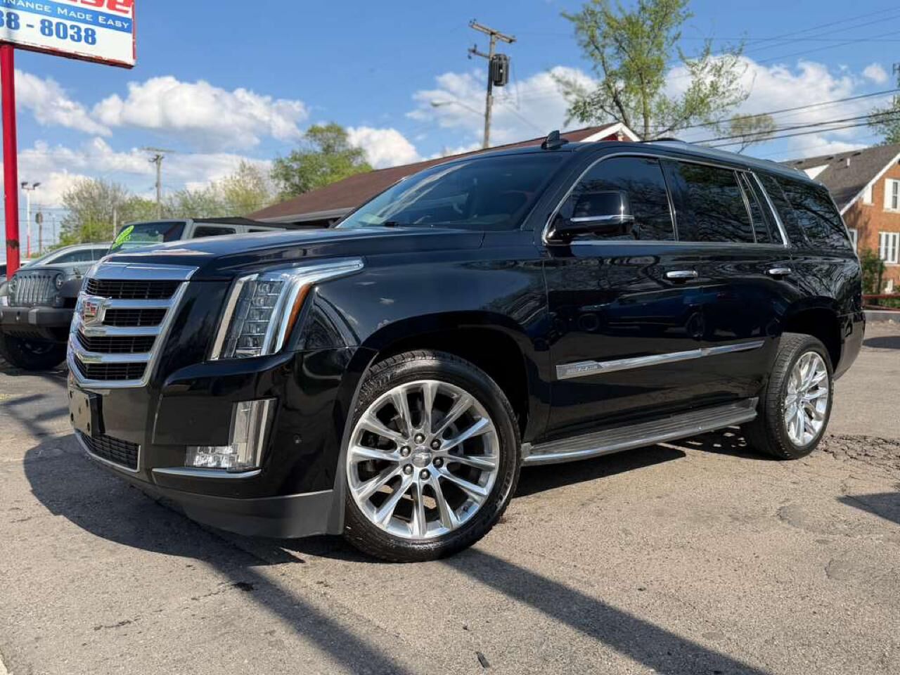 2017 CADILLAC Escalade