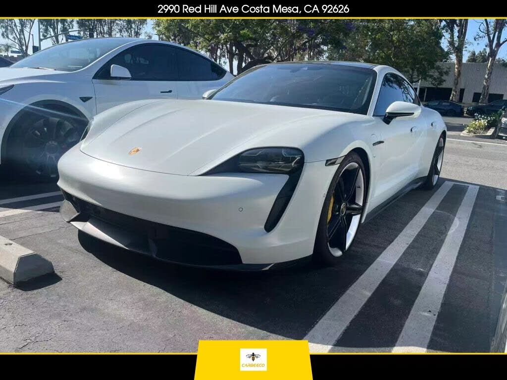 2020 PORSCHE Taycan