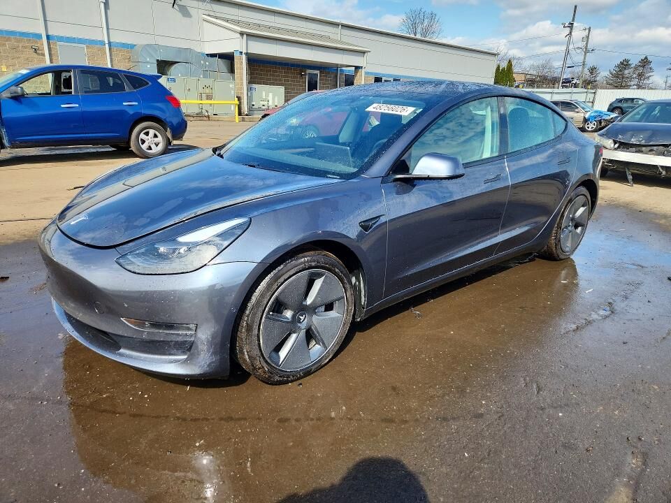 2021 TESLA Model 3
