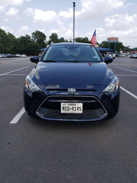 2017 TOYOTA Yaris