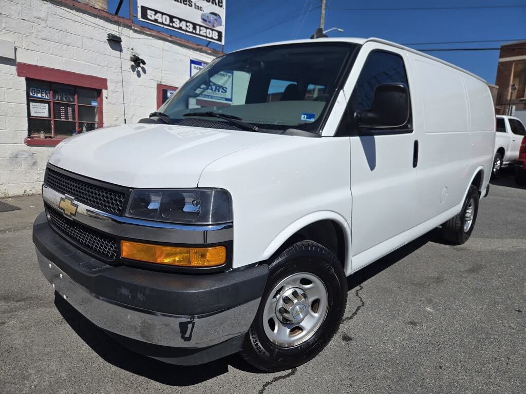 2021 CHEVROLET Express