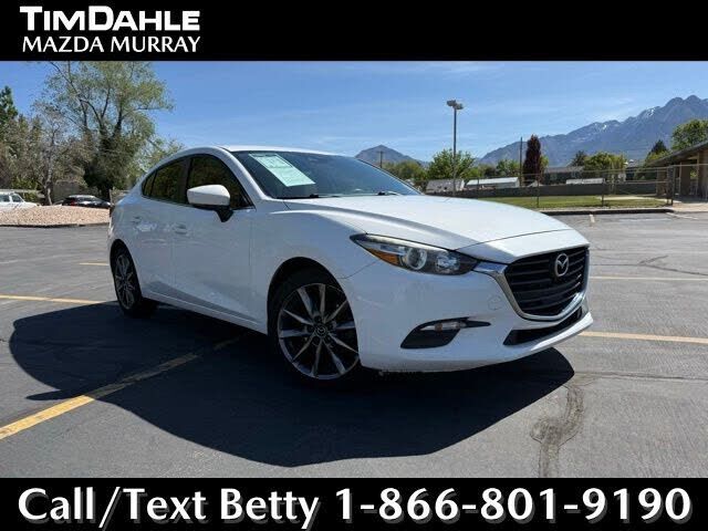 2018 MAZDA Mazda3