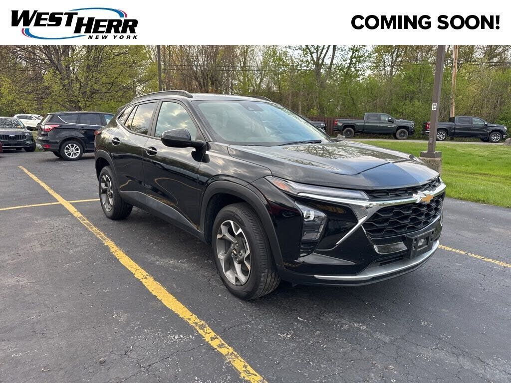 2024 CHEVROLET Trax
