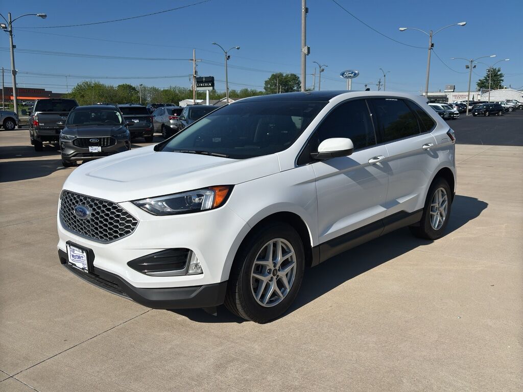 2024 FORD Edge