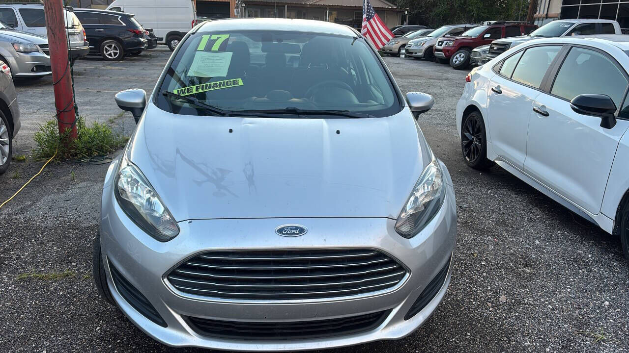 2017 FORD Fiesta