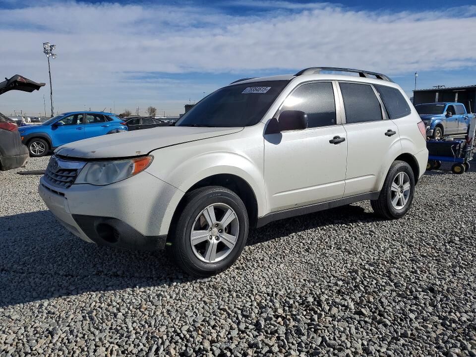 2011 SUBARU Forester