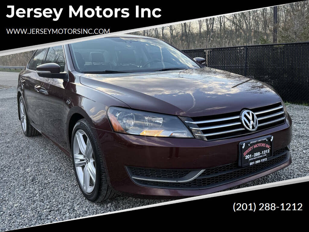 2014 VOLKSWAGEN Passat