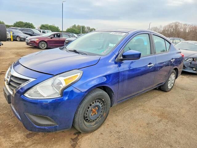 2019 NISSAN Versa