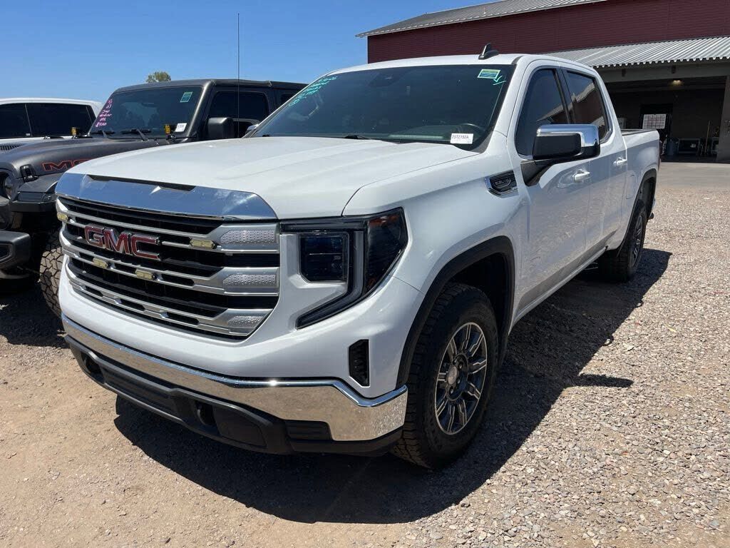 2023 GMC Sierra
