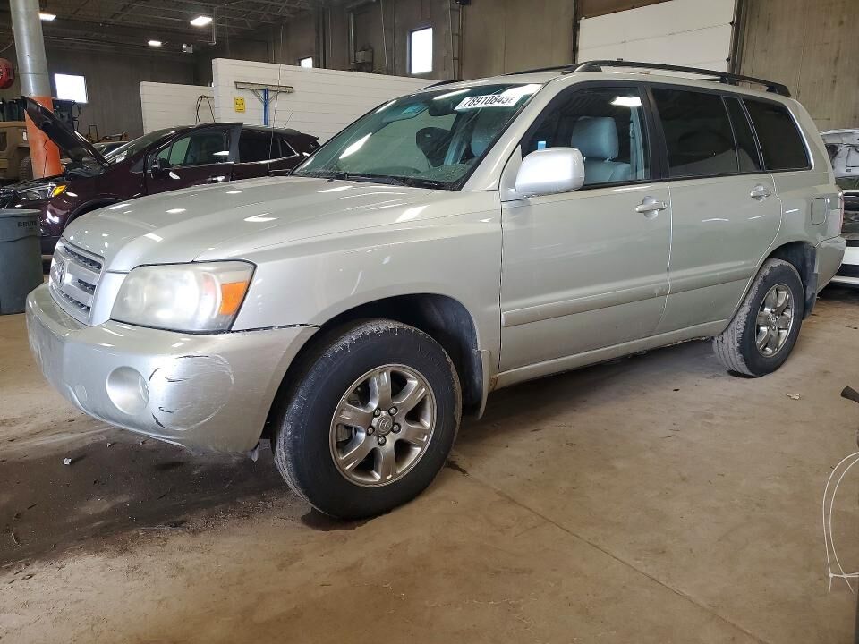2004 TOYOTA Highlander