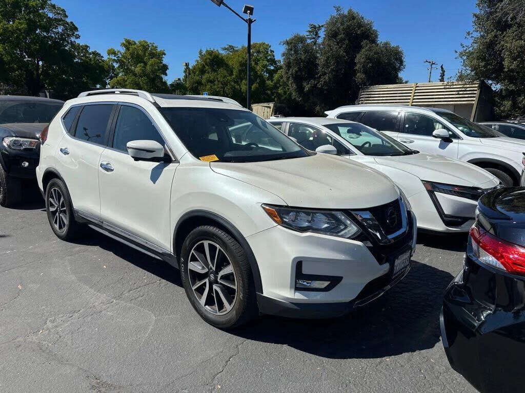 2019 NISSAN Rogue