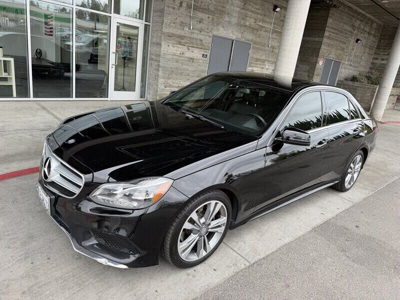 2014 MERCEDES-BENZ E-Class